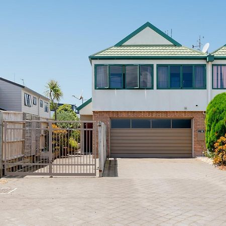 Mount Sunset - Mt Maunganui Townhouse Villa Маунт Маунгануи Екстериор снимка