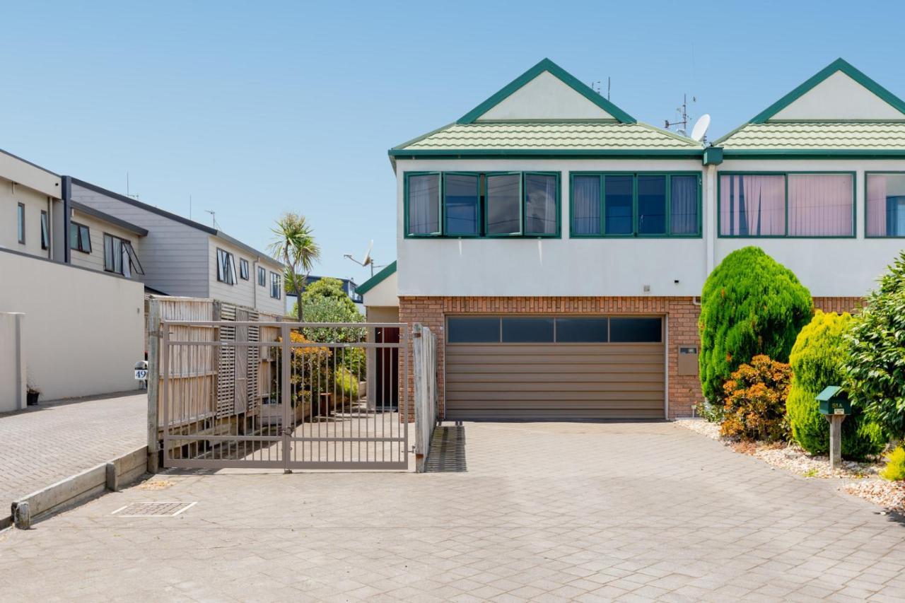 Mount Sunset - Mt Maunganui Townhouse Villa Маунт Маунгануи Екстериор снимка