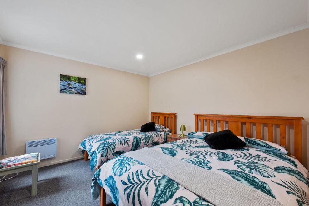 Mount Sunset - Mt Maunganui Townhouse Villa Маунт Маунгануи Екстериор снимка